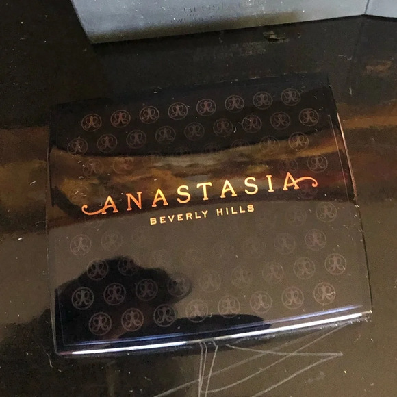 Blush Trios Berry Adore - Picture 3 of 8